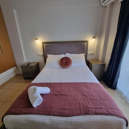 Greenhill Holiday Suites 사르티 외부 사진